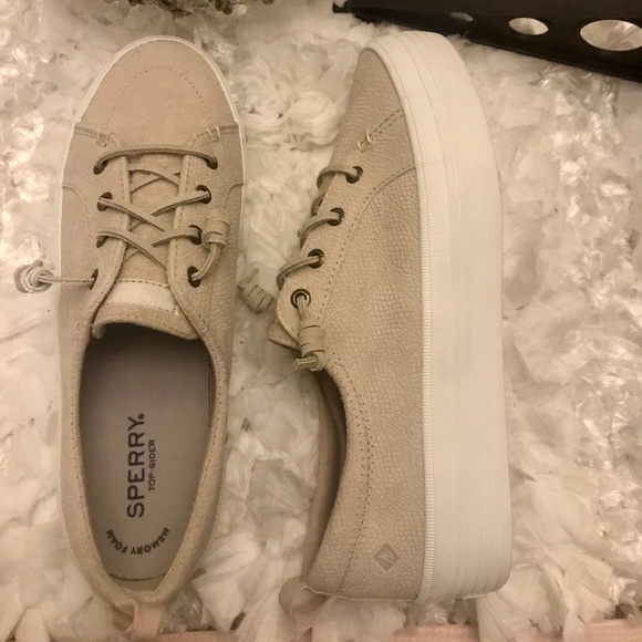 crest vibe serpent platform sneaker